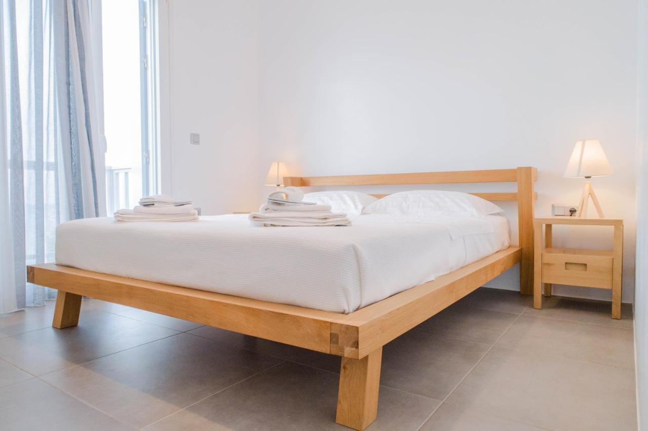 Milos Waves Luxury Apartments Поллонія Екстер'єр фото