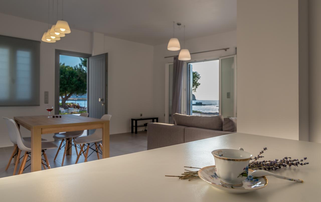 Milos Waves Luxury Apartments Поллонія Екстер'єр фото